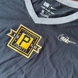 Nike Pittsburgh Pirates 1960 Cooperstown Collection‎ Women's V-Neck Tee Shirt